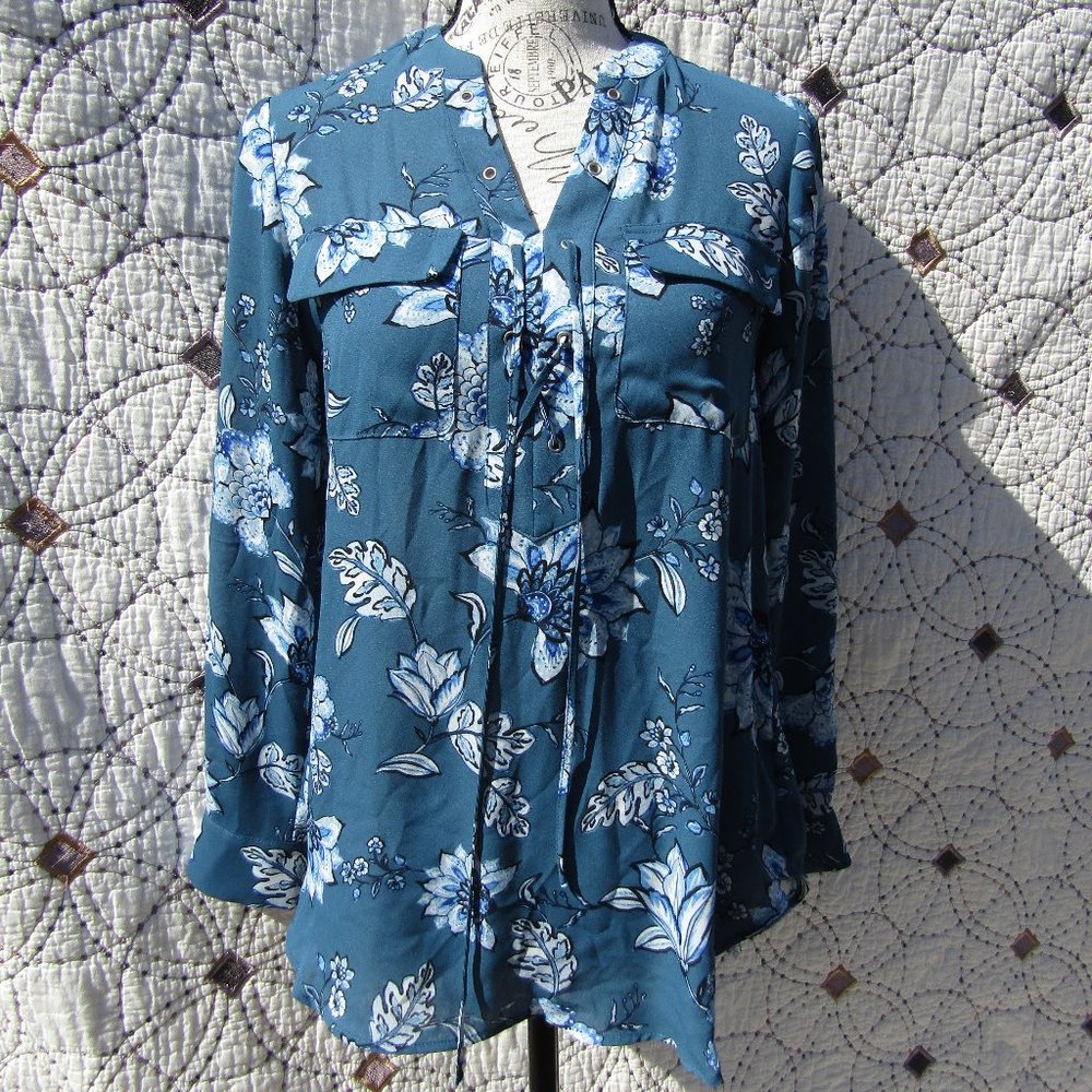 NWT a.n.a. Sheer Long Sleeve Floral Blouse PS
